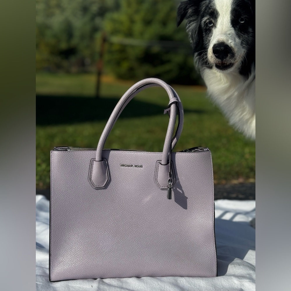Lavender Michael kors saffiano leather purse